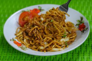 bahan membuat bakmi goreng 
