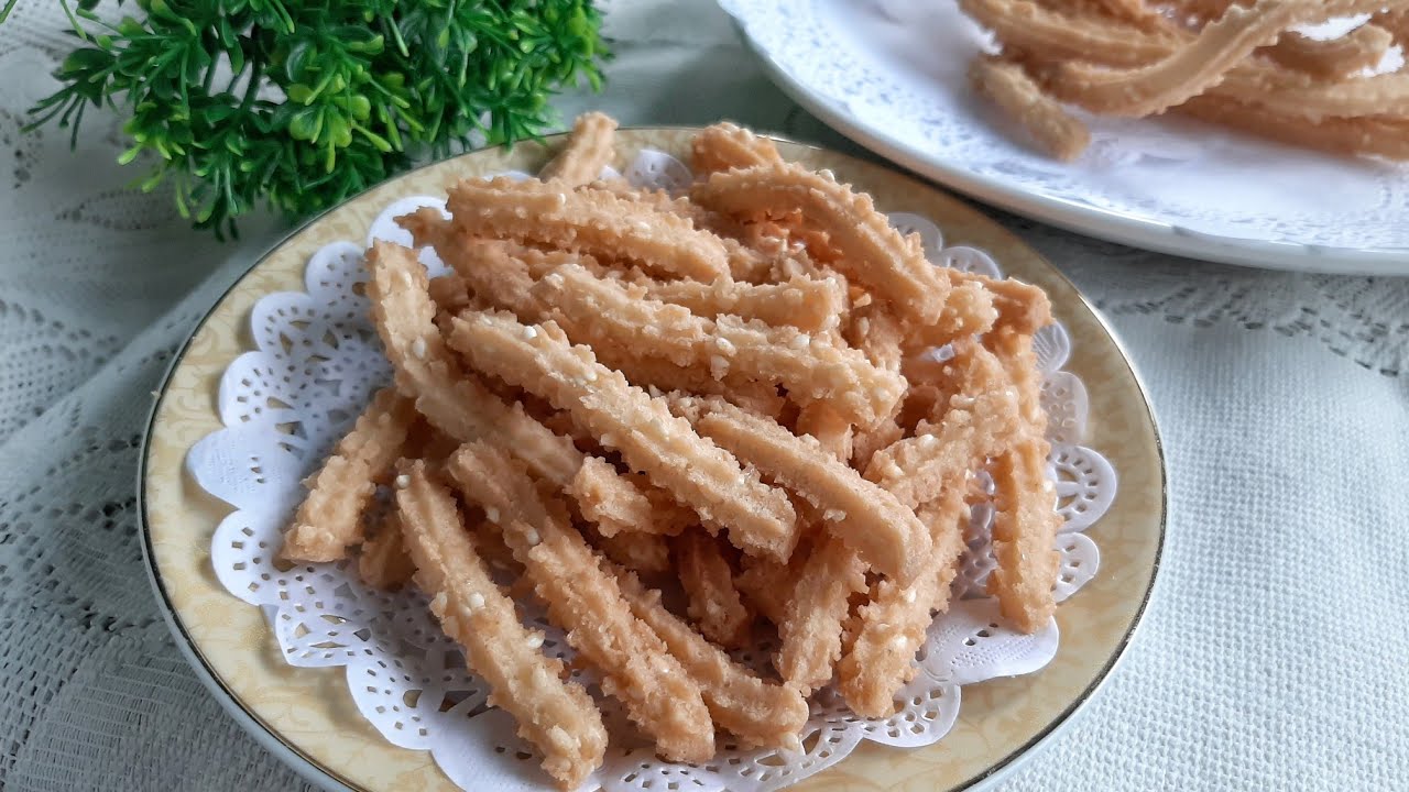 cara membuat kue akar kelapa yang renyah dan gurih