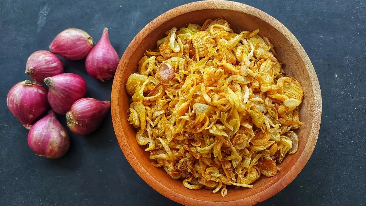 membuat bawang goreng renyah